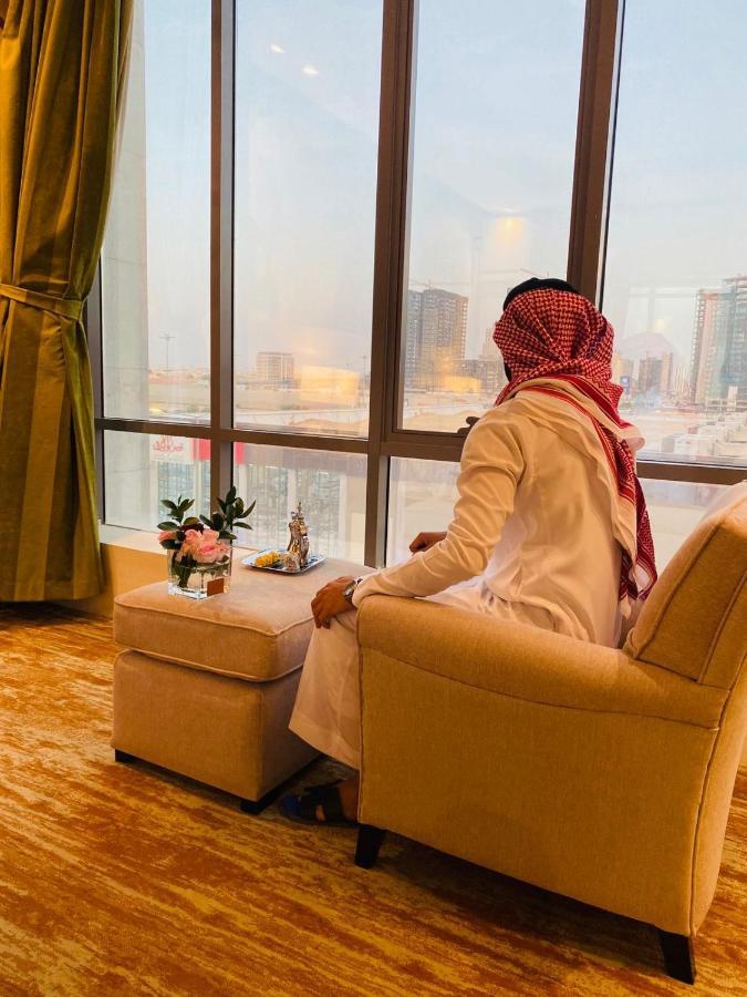 Thwary Hotel Suites Riyadh Exteriör bild