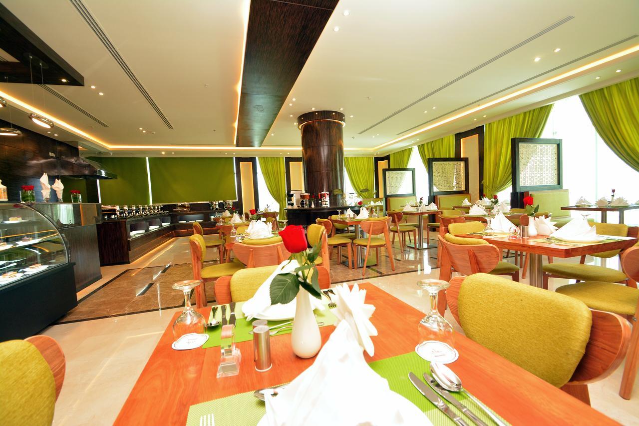 Thwary Hotel Suites Riyadh Exteriör bild