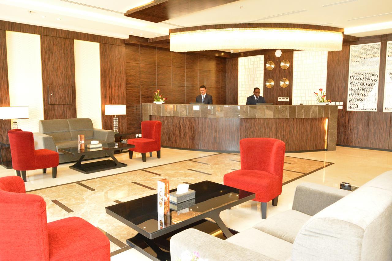 Thwary Hotel Suites Riyadh Exteriör bild