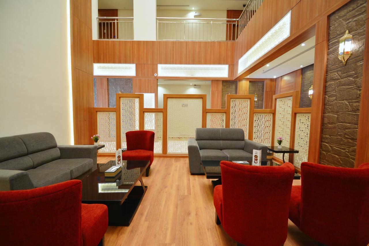 Thwary Hotel Suites Riyadh Exteriör bild