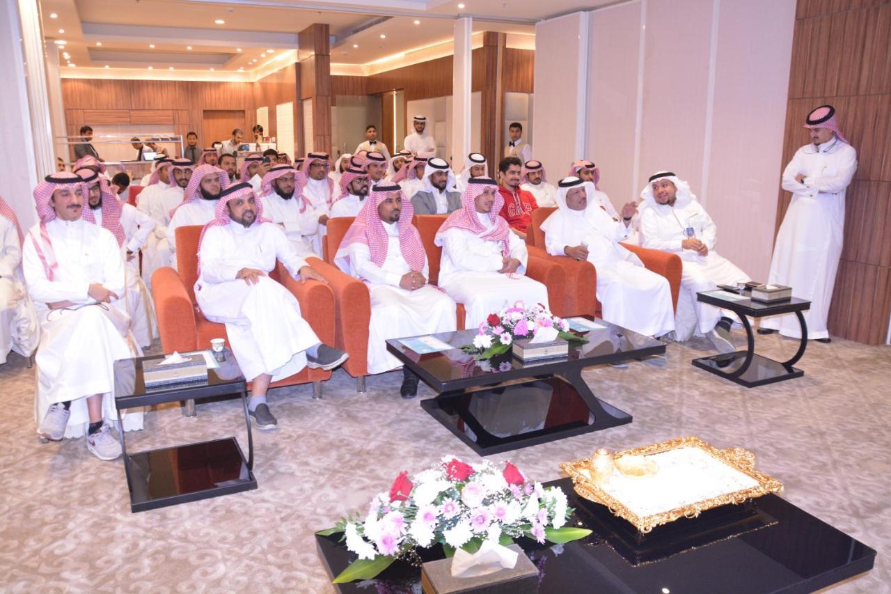 Thwary Hotel Suites Riyadh Exteriör bild